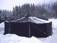 Jurten sind fr ein Winterzeltlager perfekt!